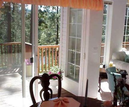 River Cove Elegant Waterfront Bed & Breakfast Post Falls Pokoj fotografie