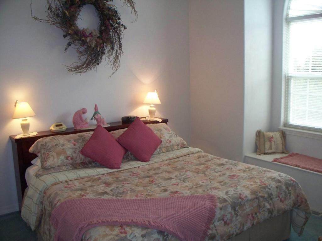 River Cove Elegant Waterfront Bed & Breakfast Post Falls Pokoj fotografie